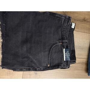 Abercrombie 90s relaxed cut off shorts